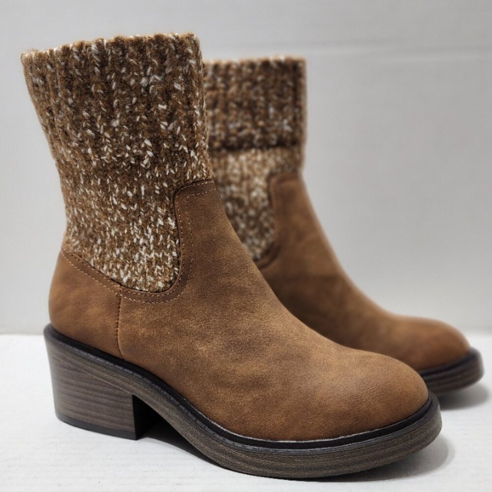 New Portland Knit Boot Bootie Cognac - Size 8